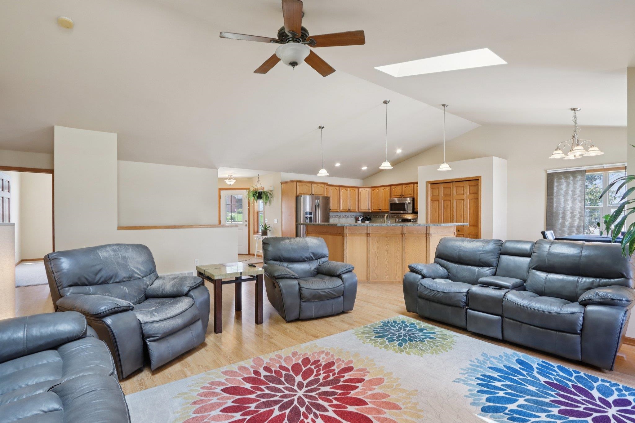 907 Links Drive
