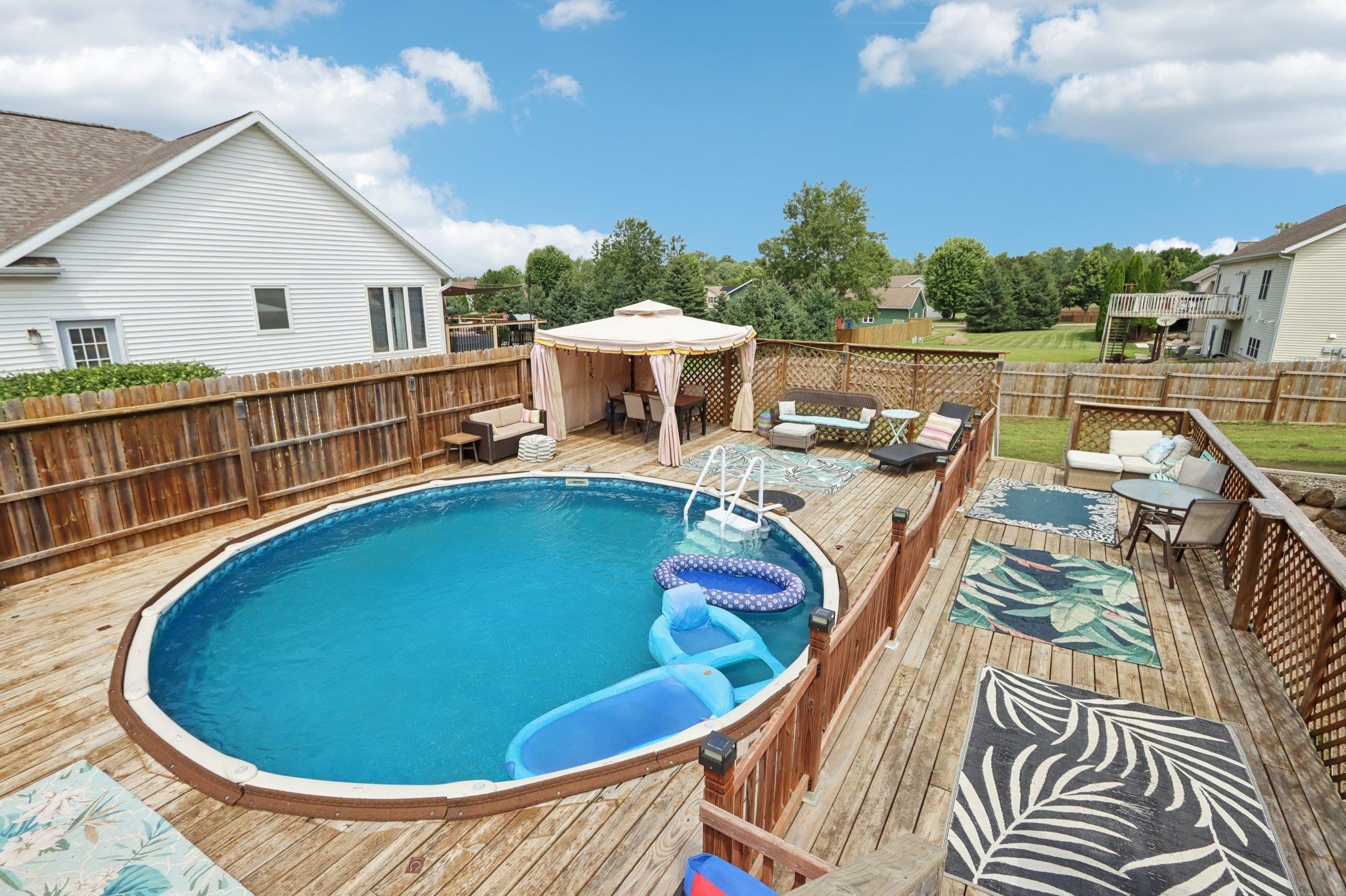 907 Links Drive