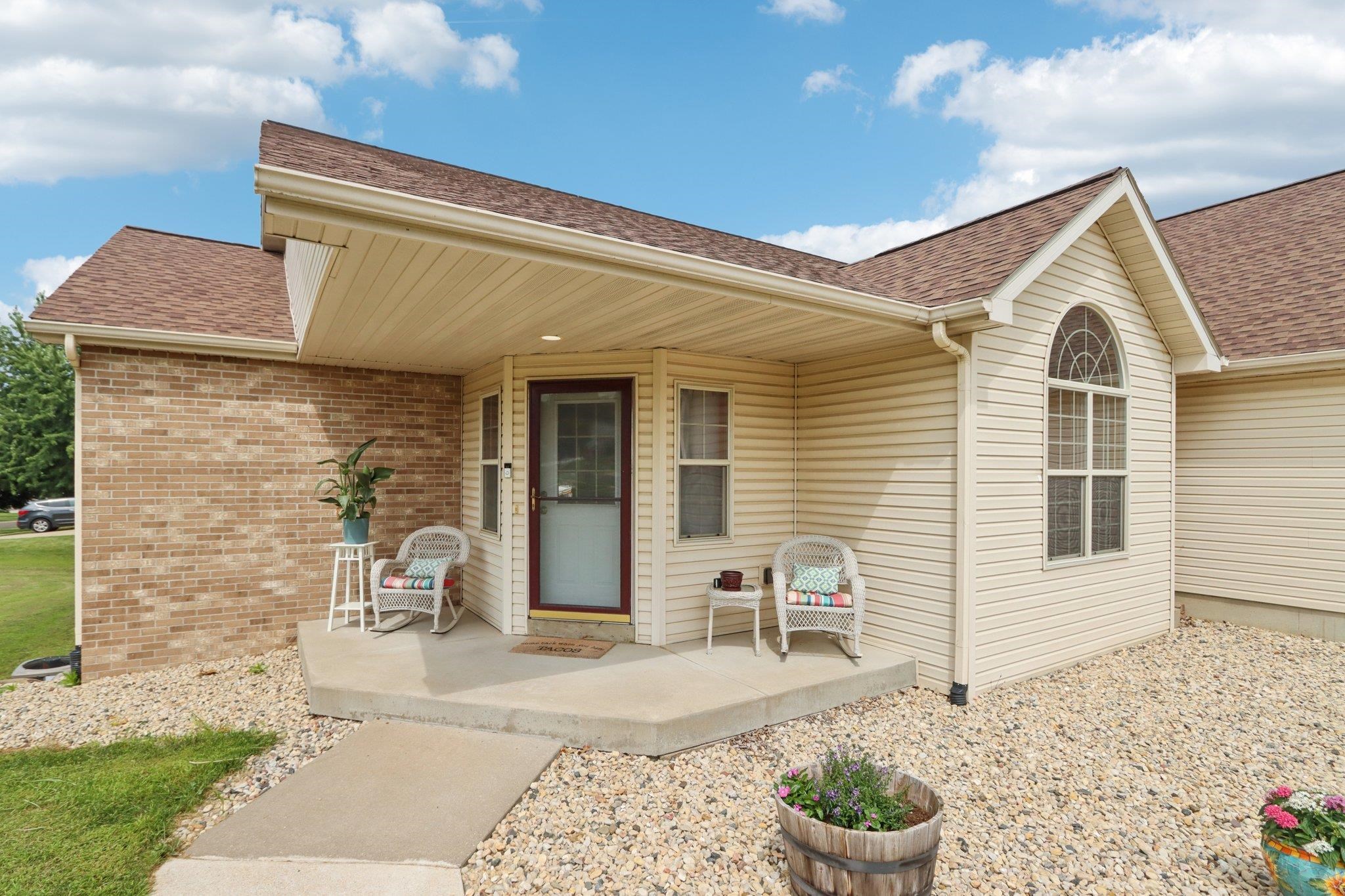 907 Links Drive