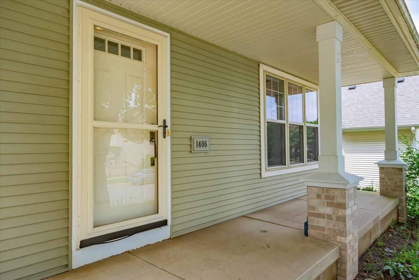 1406 Dewberry Drive