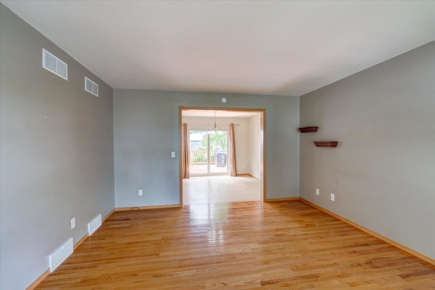 1406 Dewberry Drive