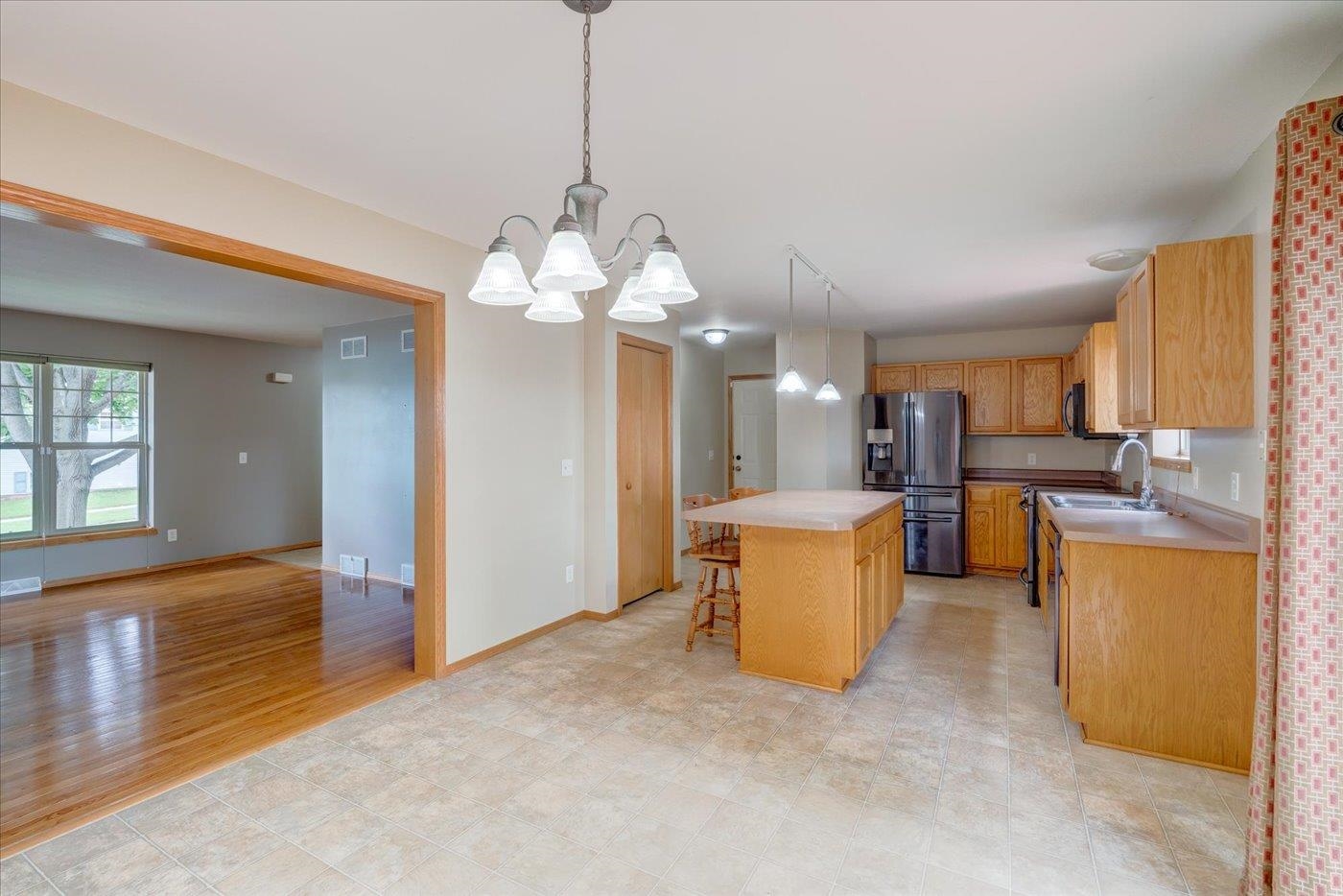 1406 Dewberry Drive