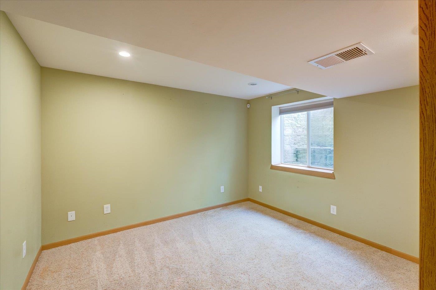 1406 Dewberry Drive