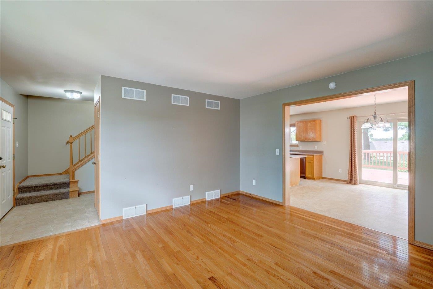 1406 Dewberry Drive