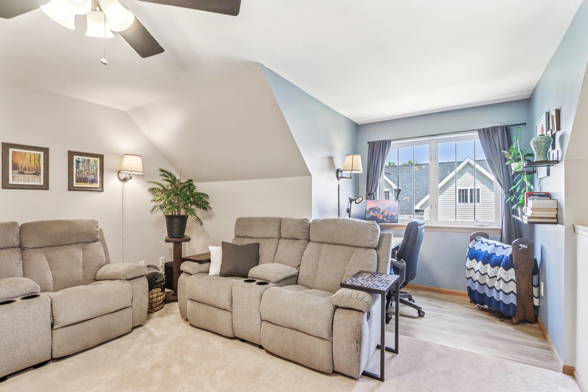 57 S Gardens Way