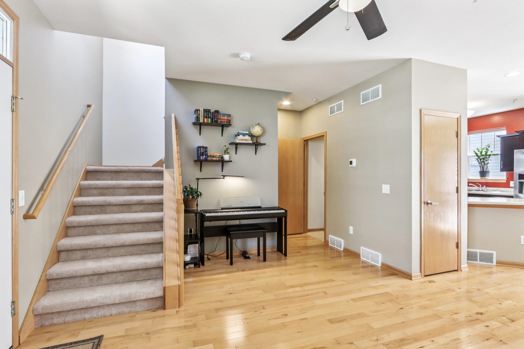 57 S Gardens Way