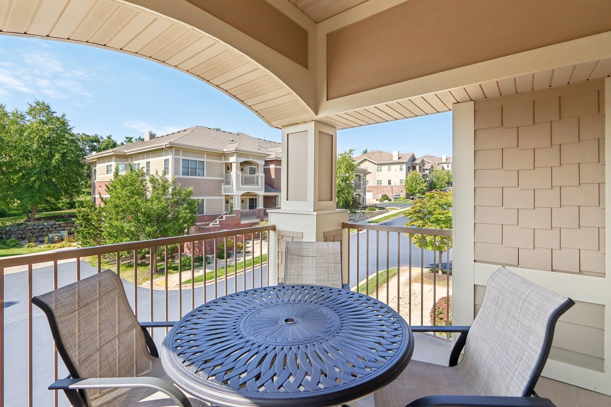 9002 Hawks Reserve Lane 202