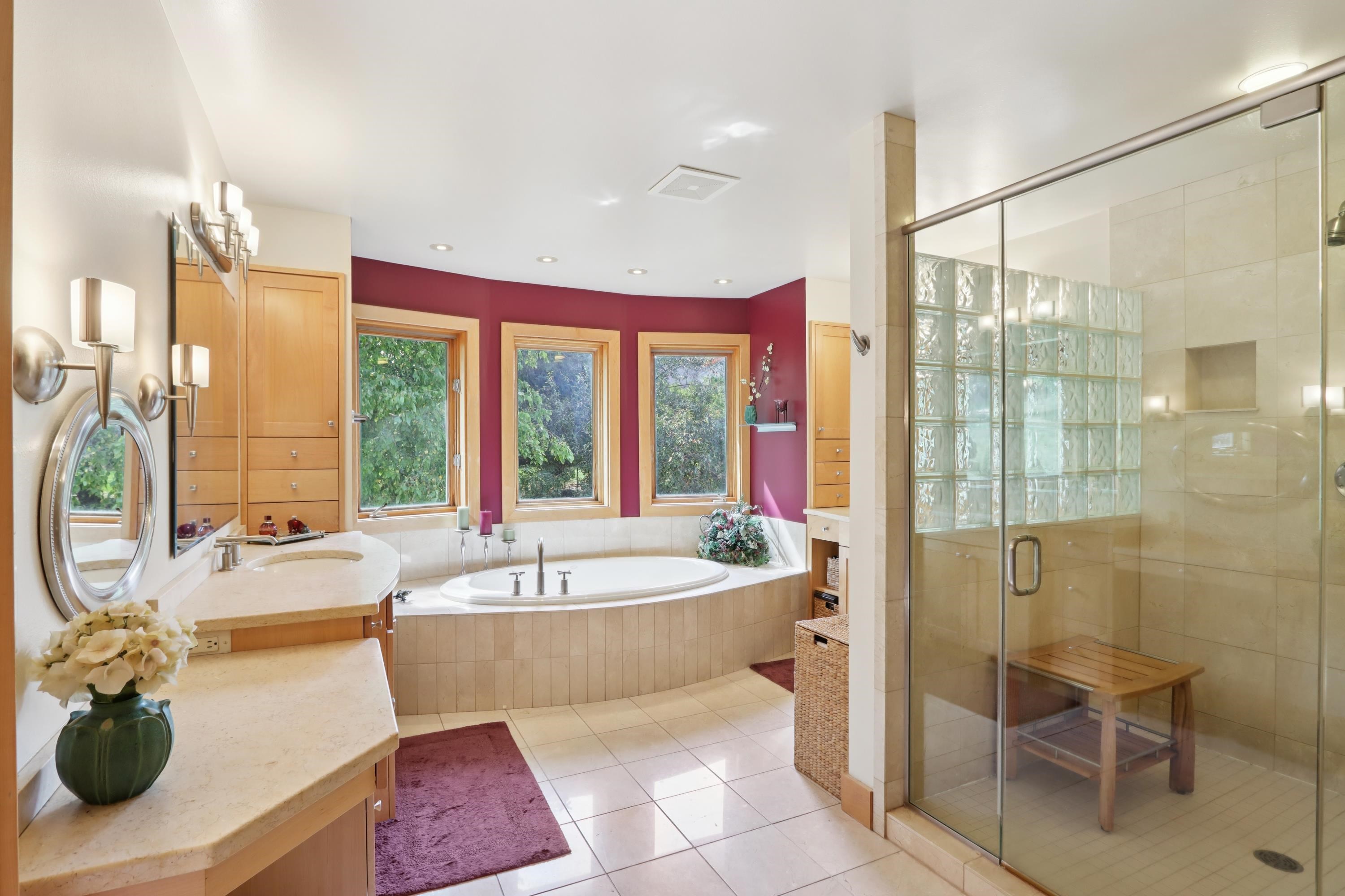 9701 Trappers Trail
