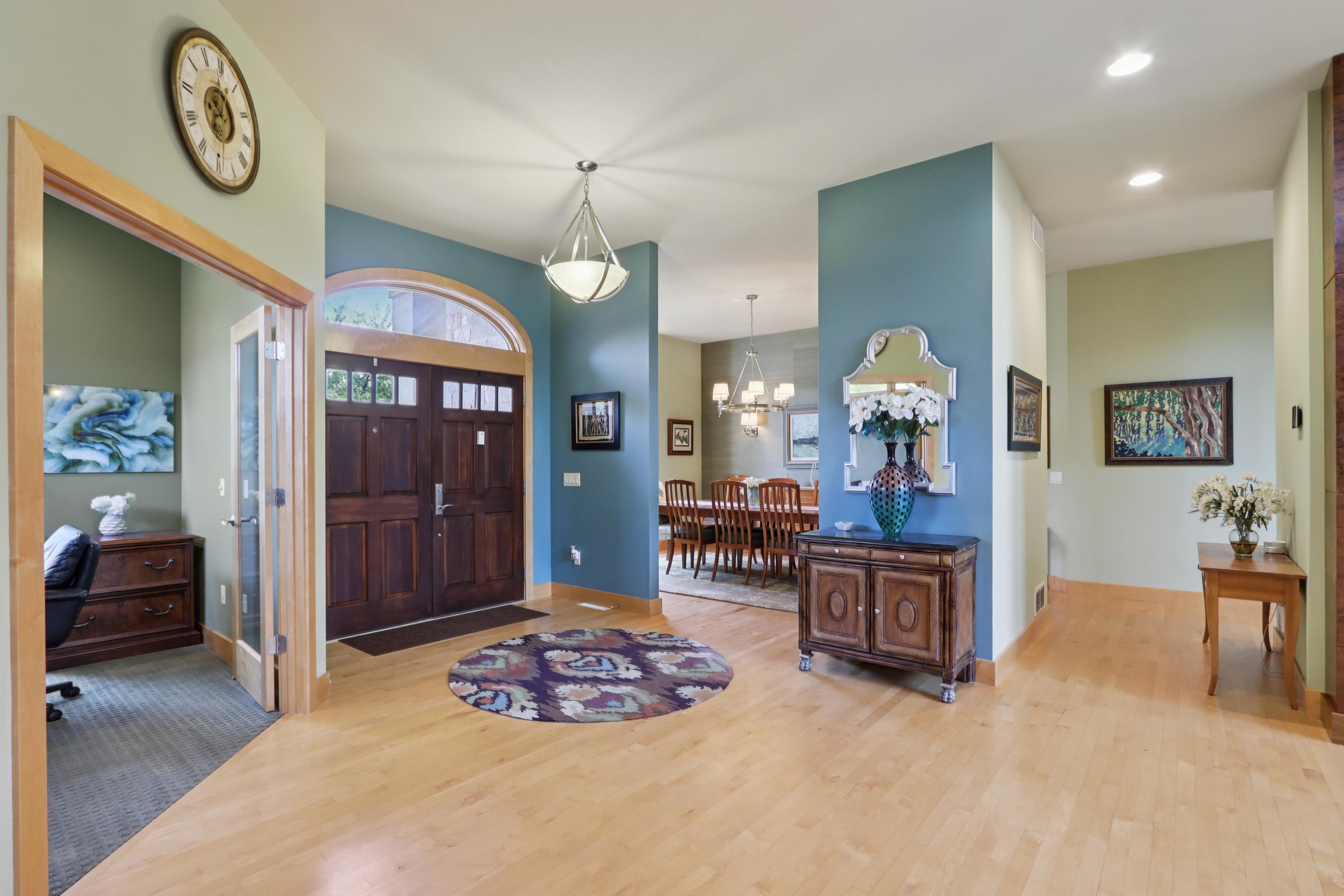 9701 Trappers Trail