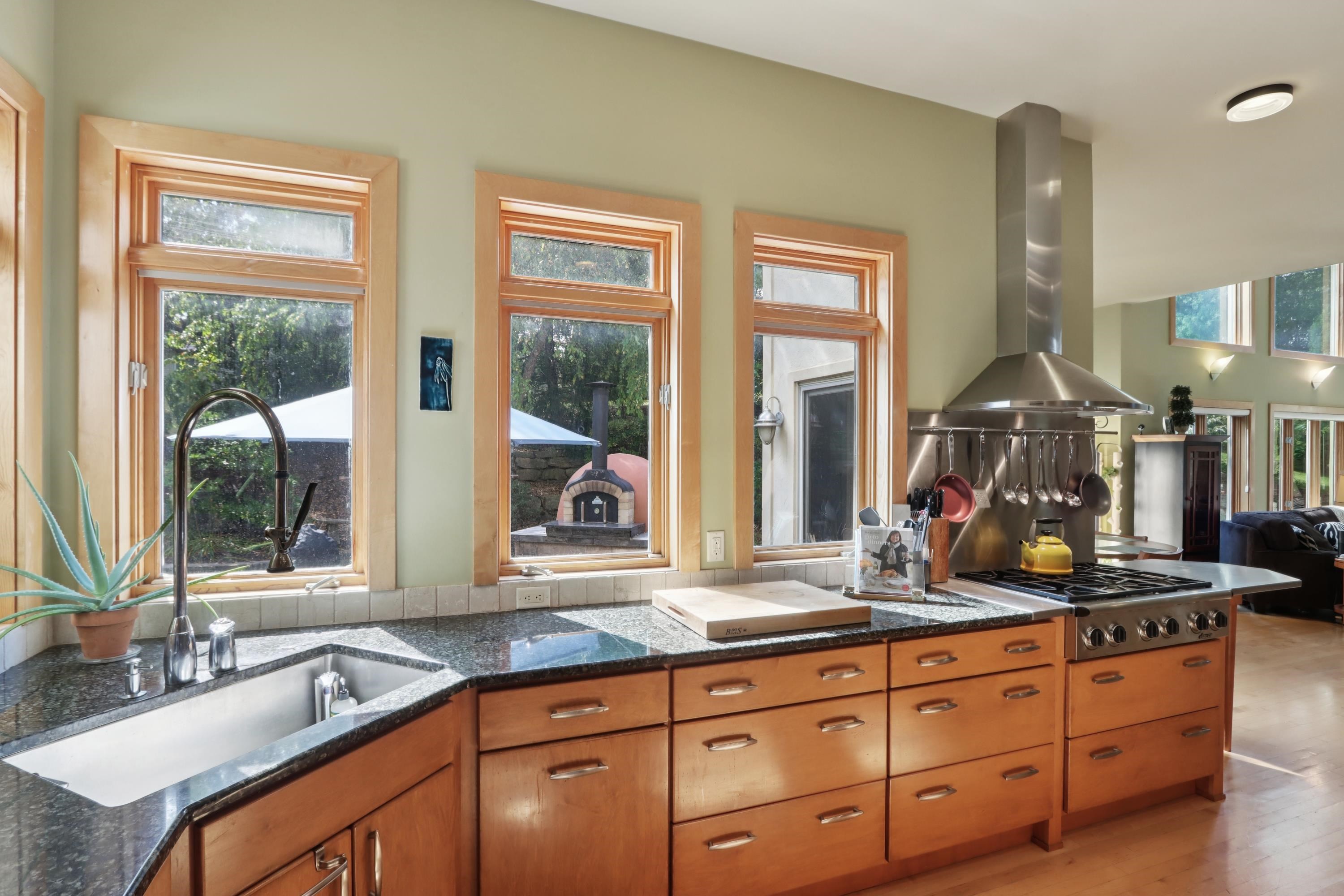 9701 Trappers Trail