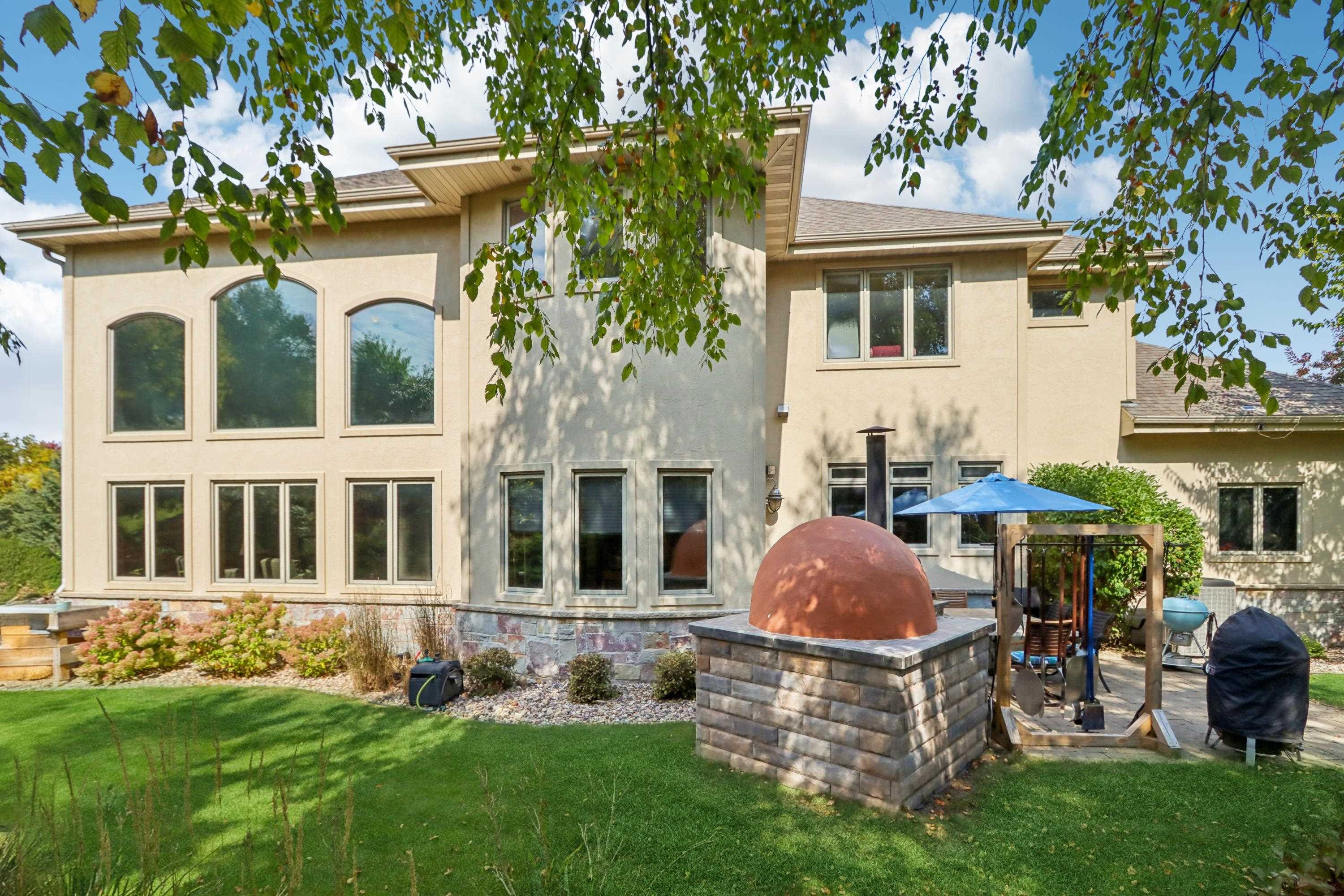 9701 Trappers Trail