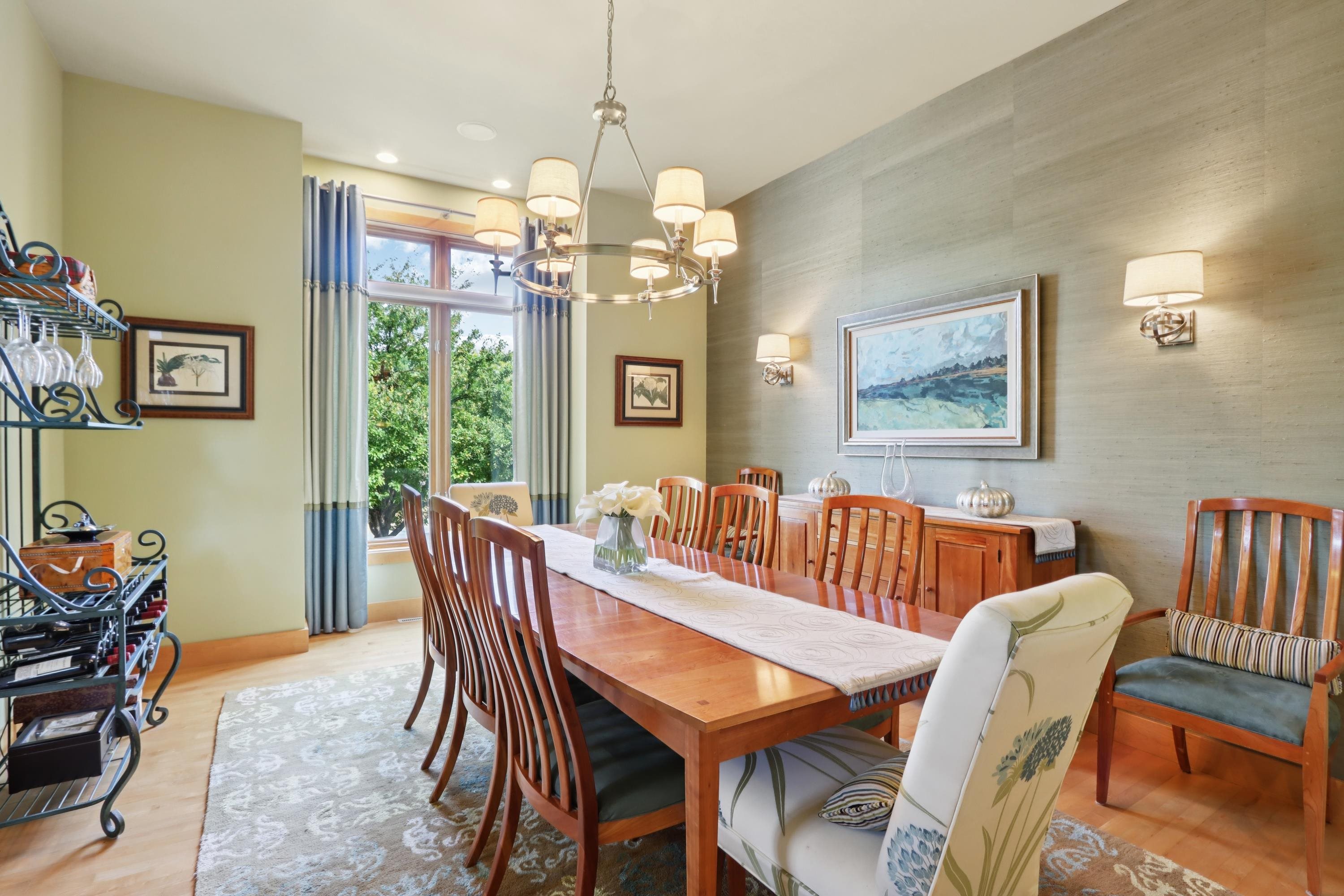 9701 Trappers Trail