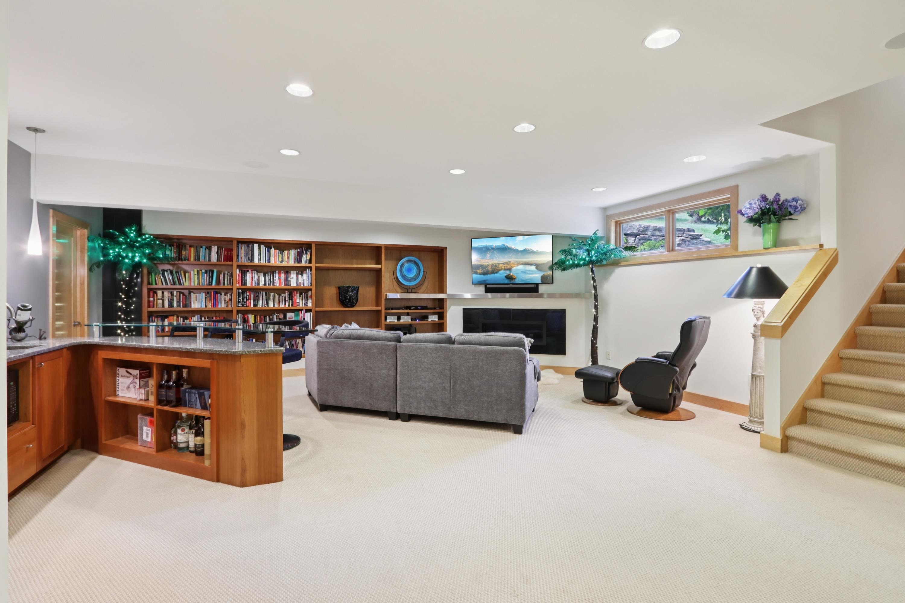 9701 Trappers Trail
