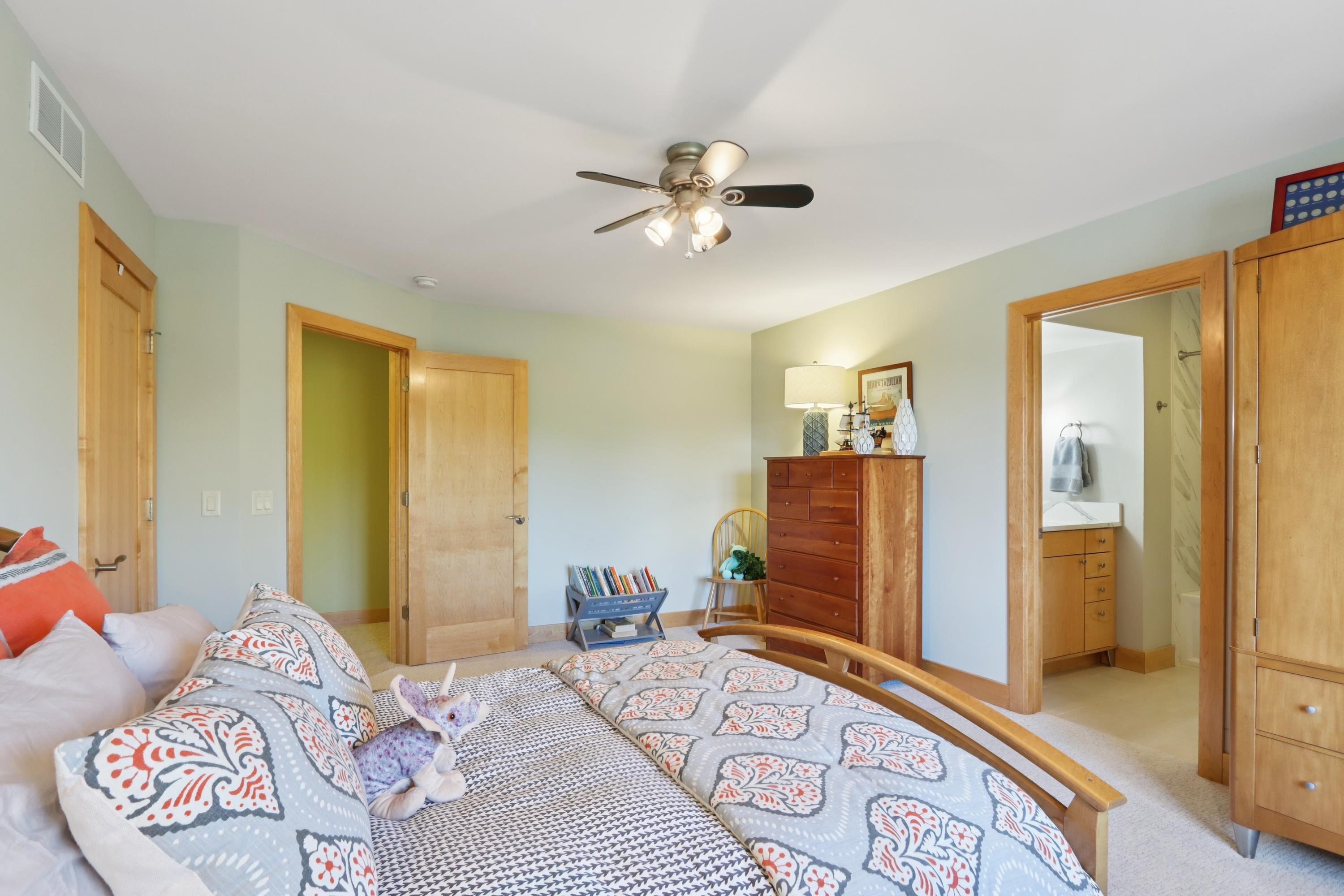 9701 Trappers Trail