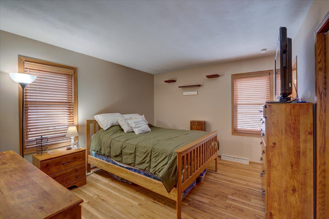 2901 Maple Grove Drive