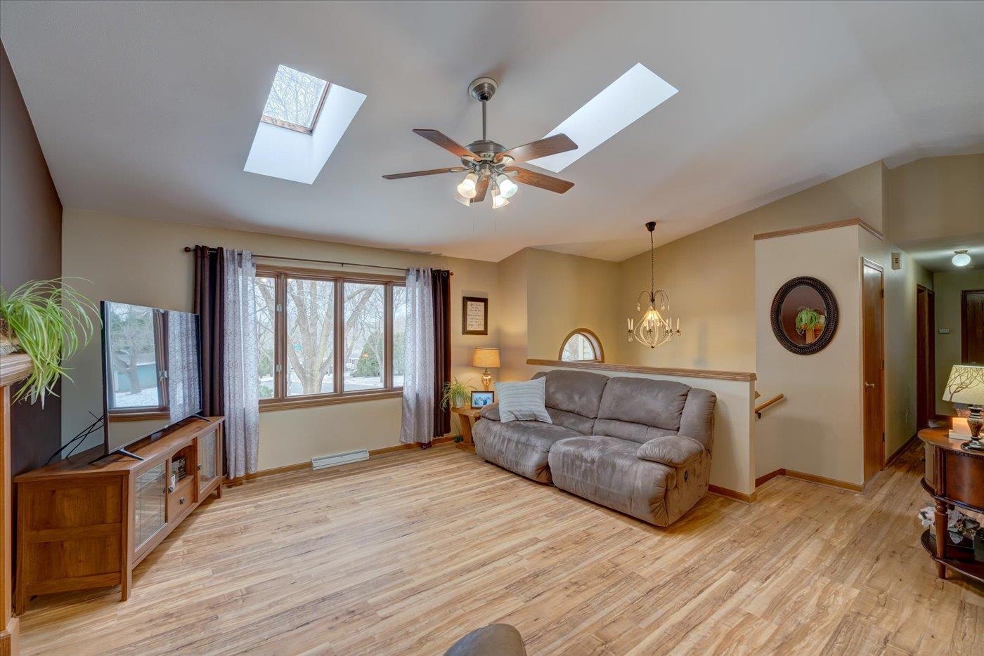 2901 Maple Grove Drive