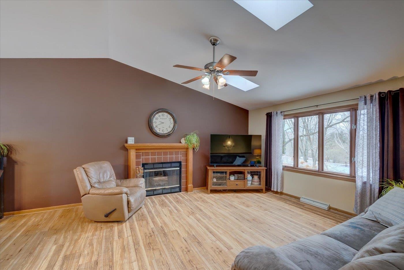 2901 Maple Grove Drive