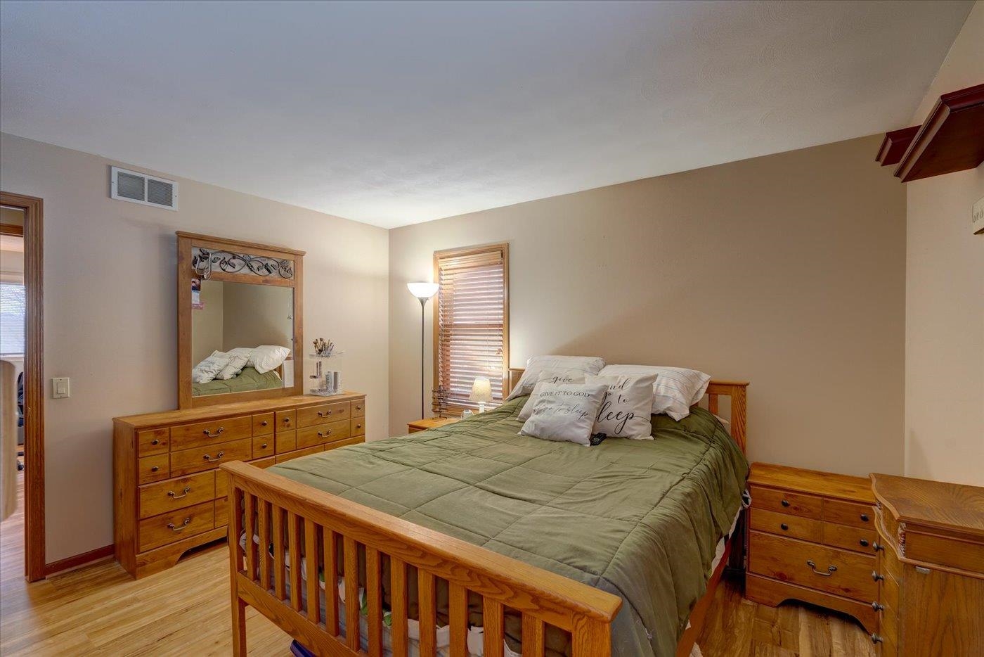 2901 Maple Grove Drive