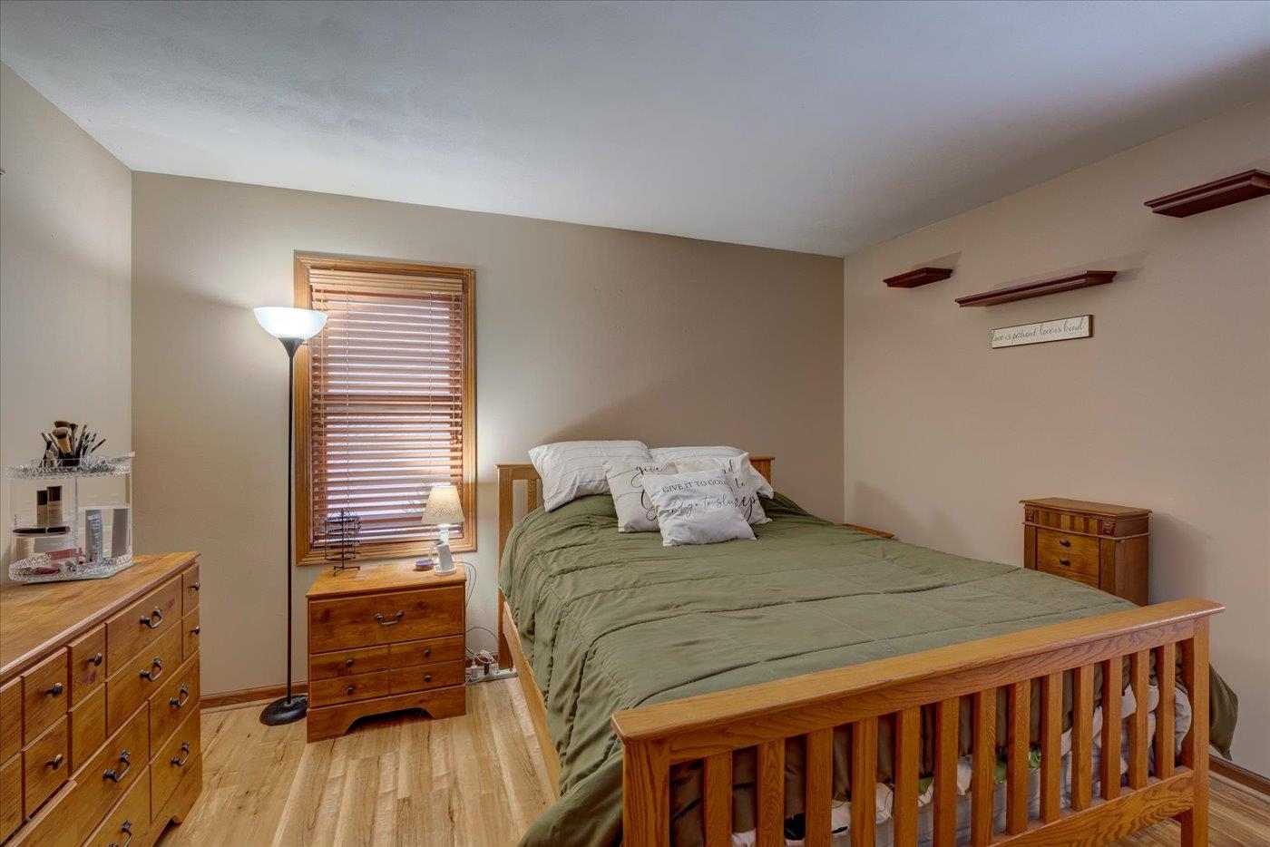 2901 Maple Grove Drive