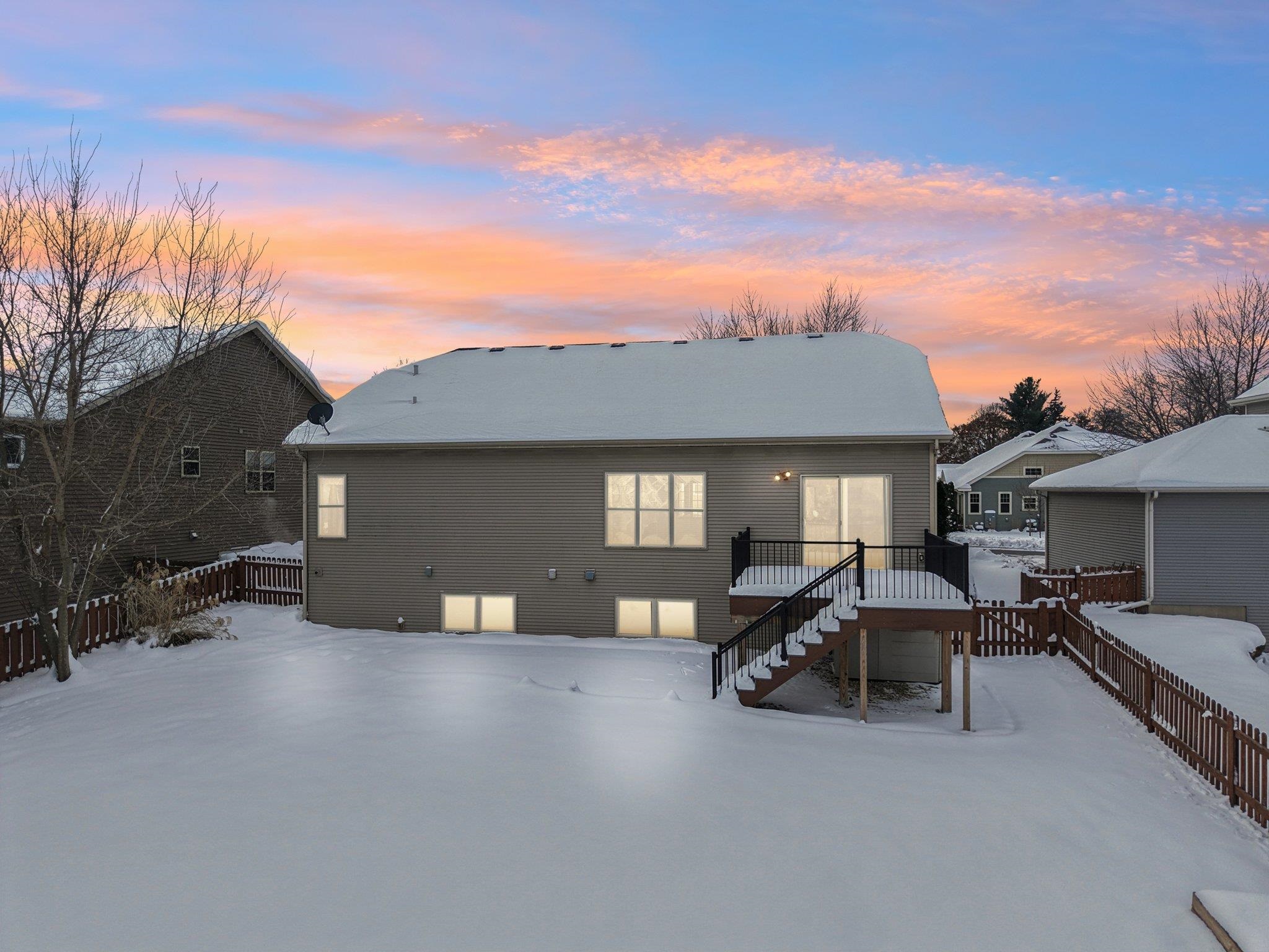 6138 Canyon Parkway