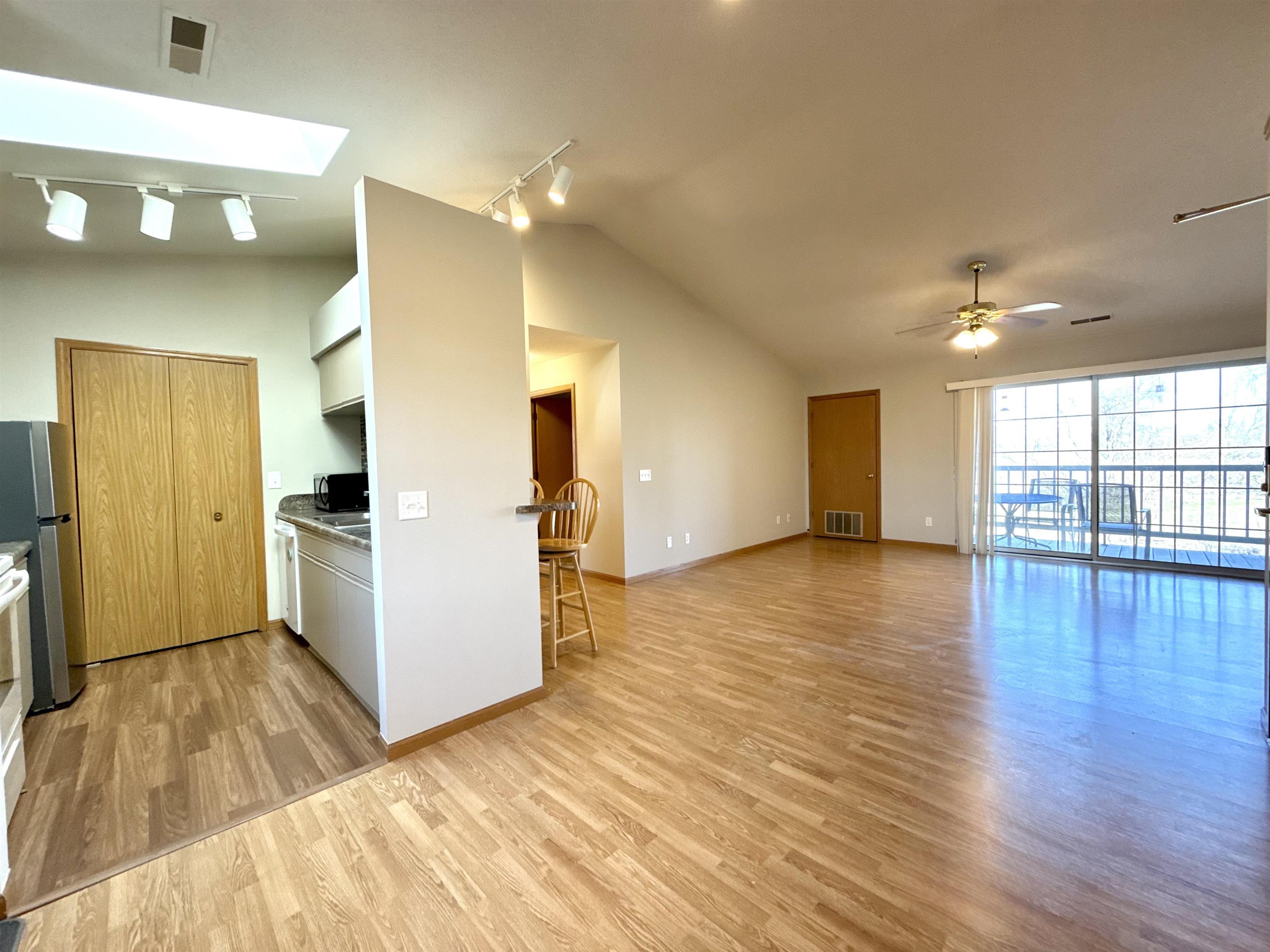 883 Park Street 201
