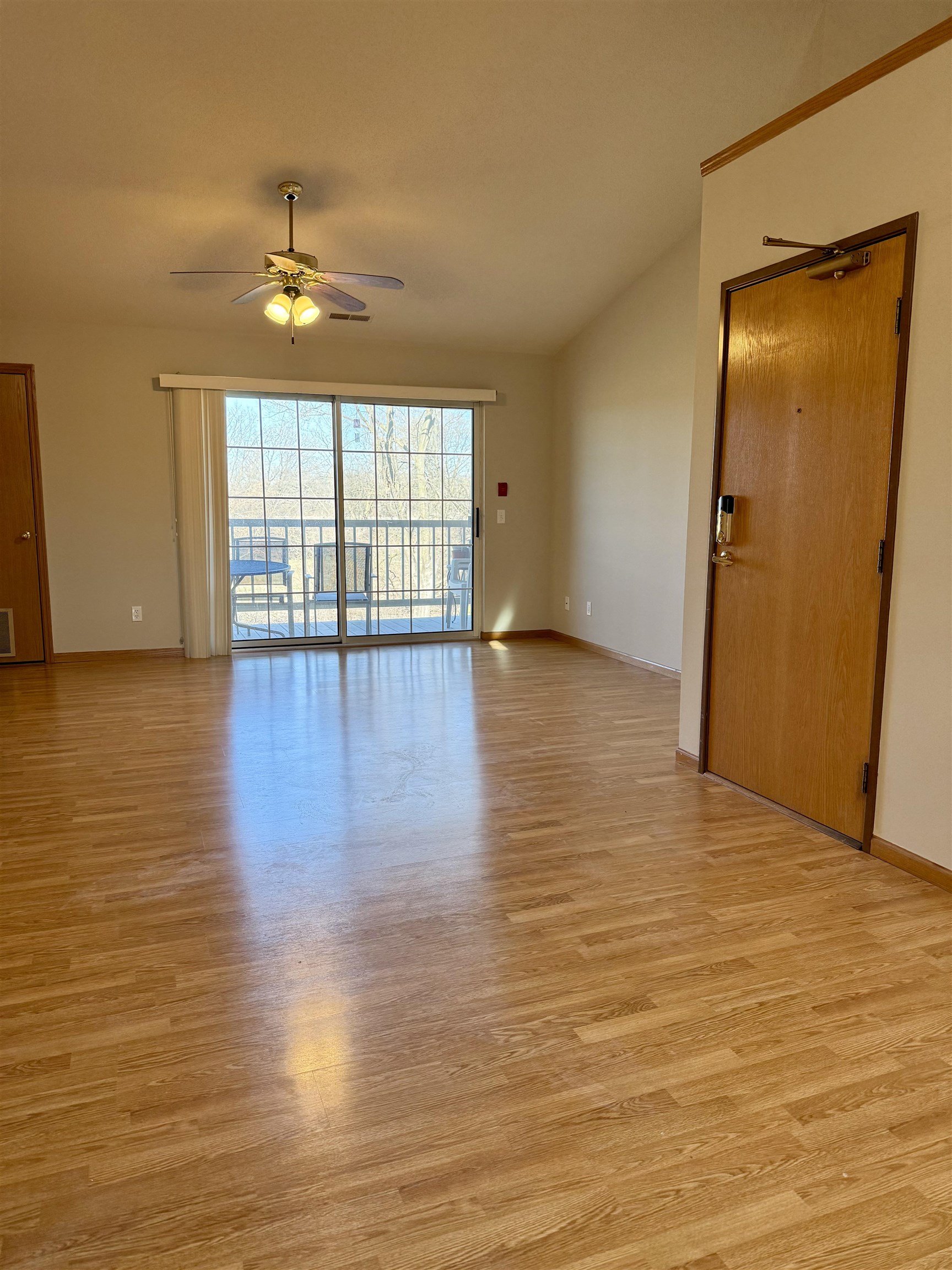 883 Park Street 201