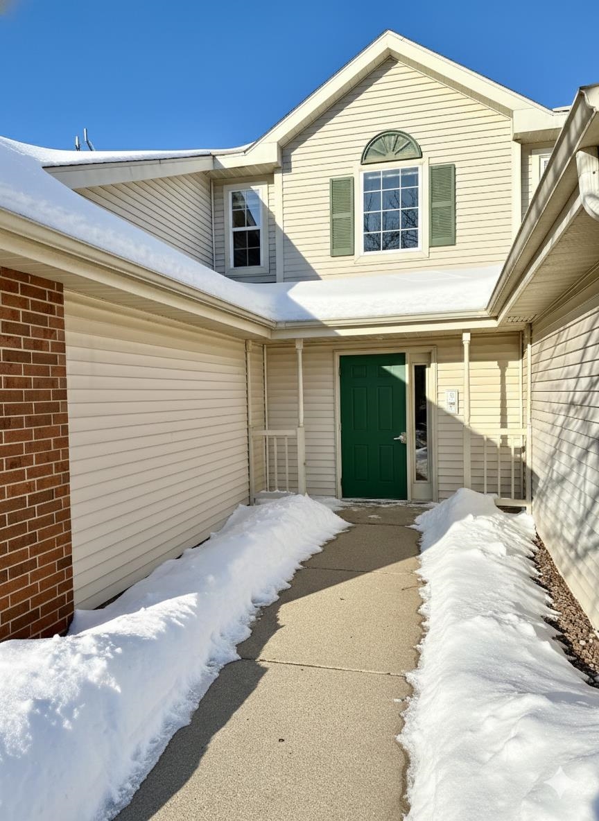 883 Park Street 201