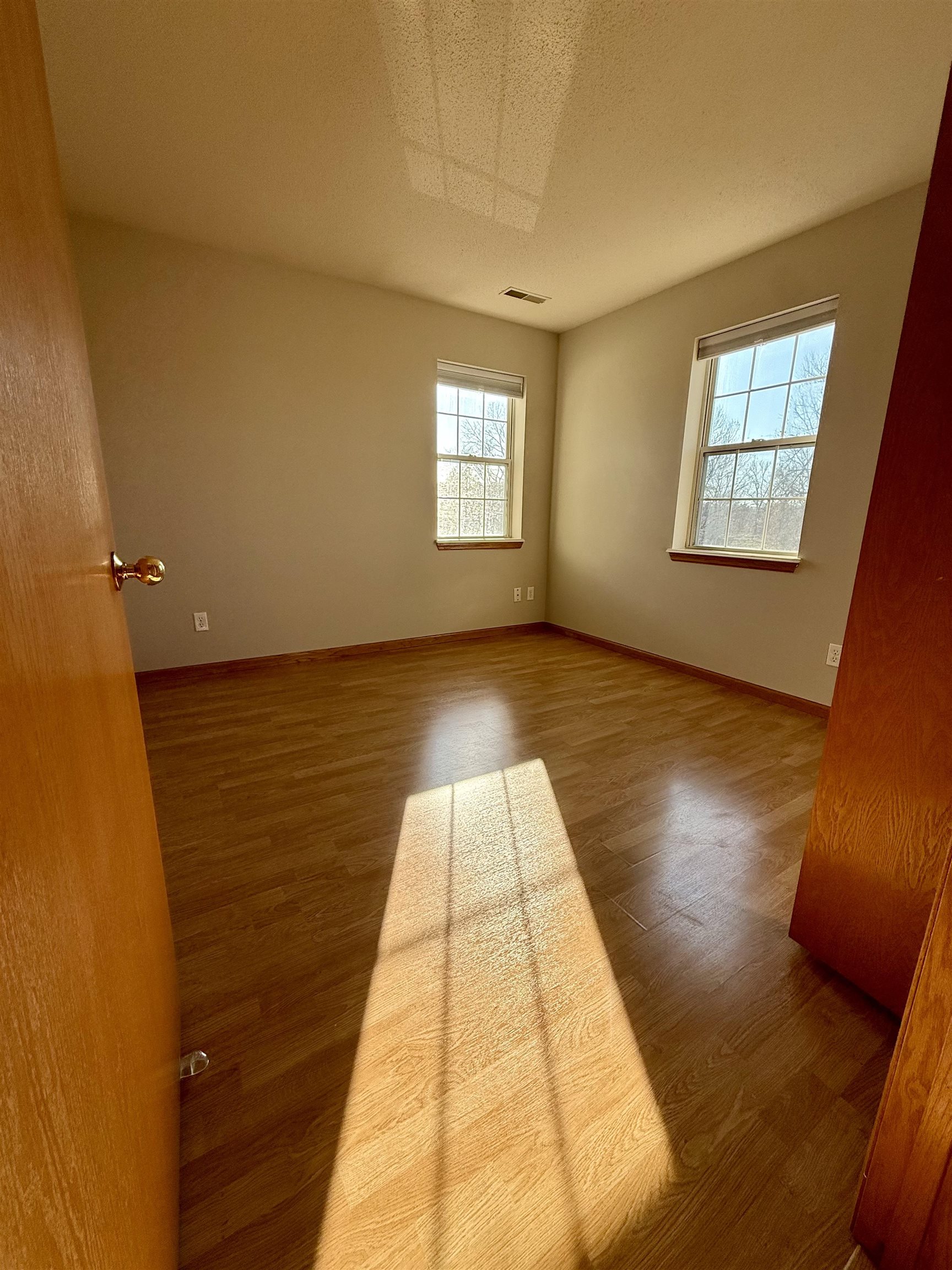 883 Park Street 201