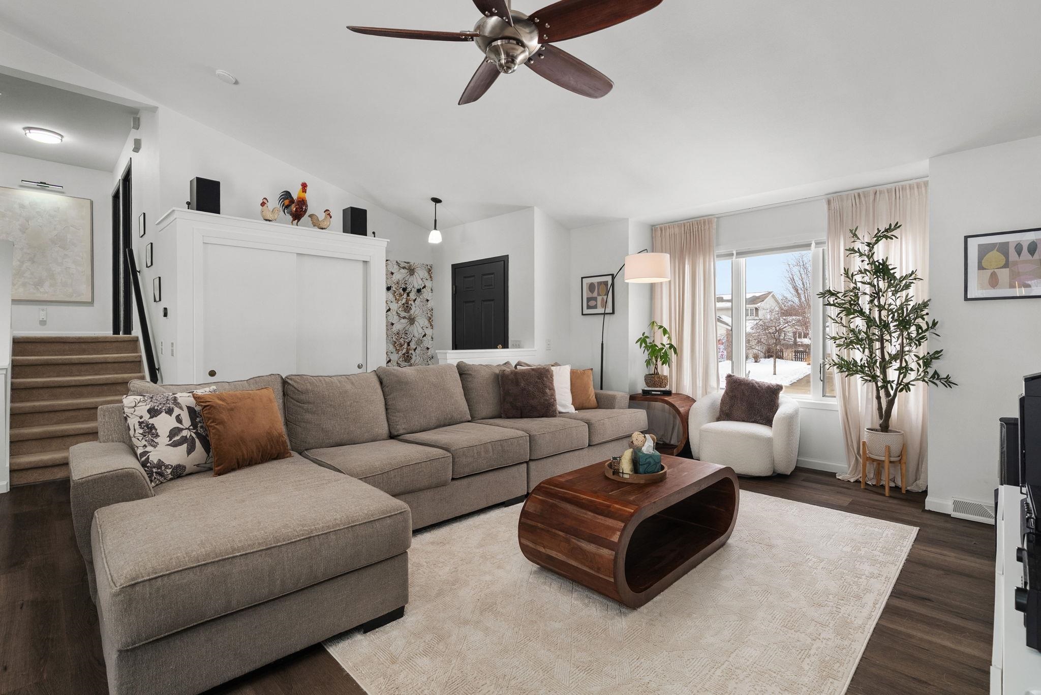 3833 Mammoth Trail