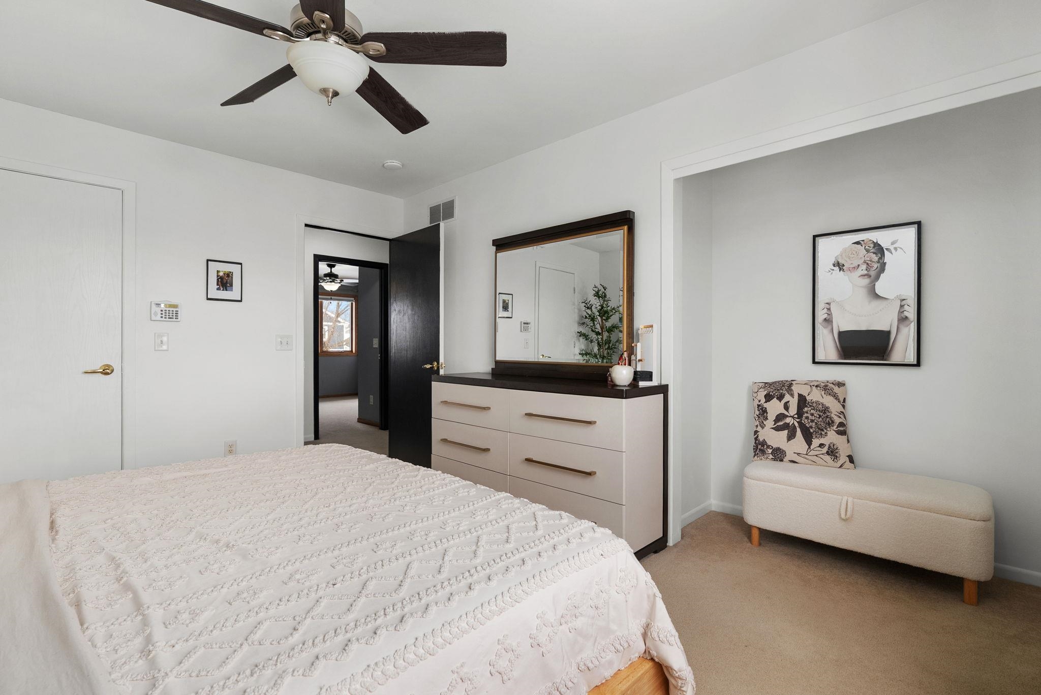 3833 Mammoth Trail