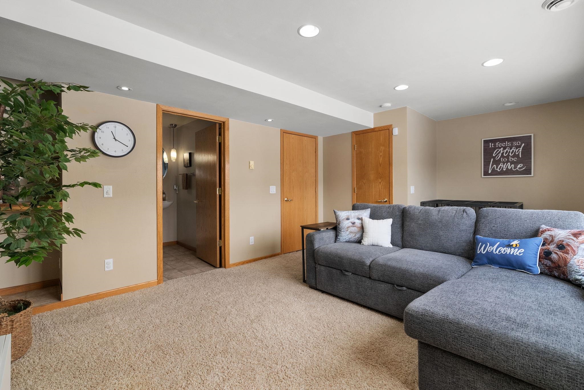 3833 Mammoth Trail