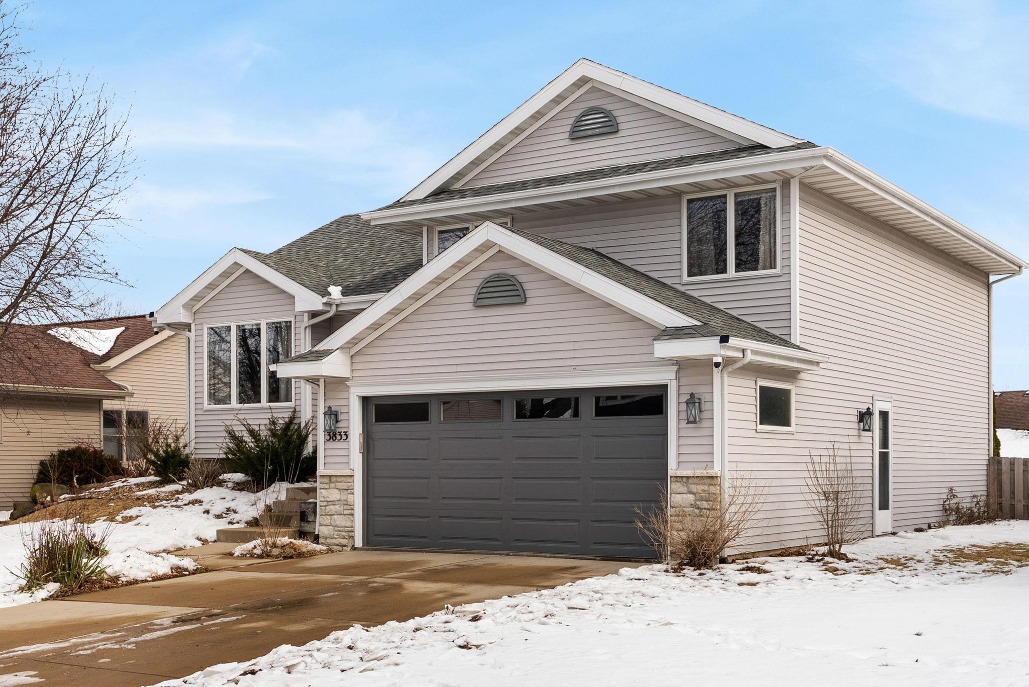 3833 Mammoth Trail