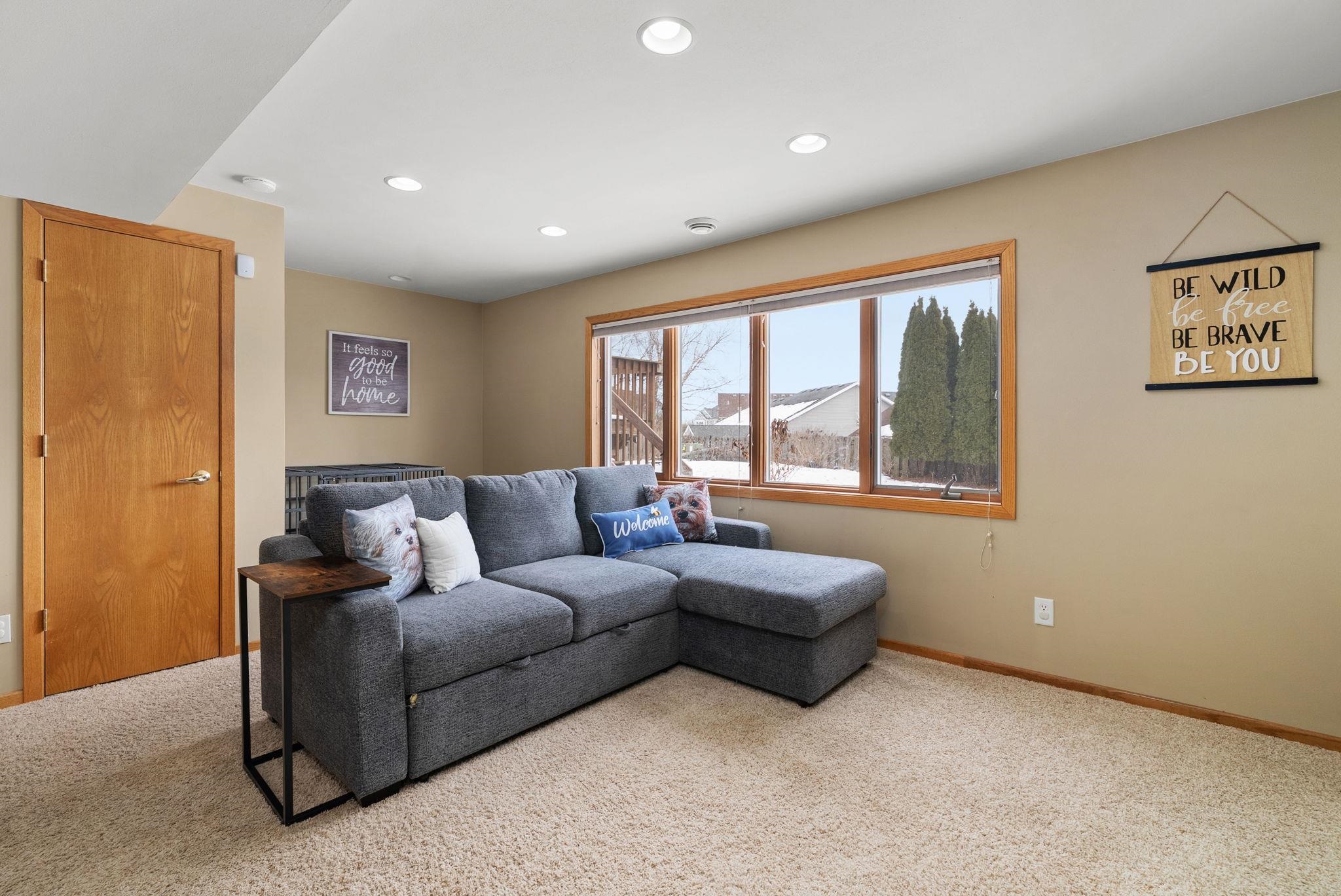 3833 Mammoth Trail