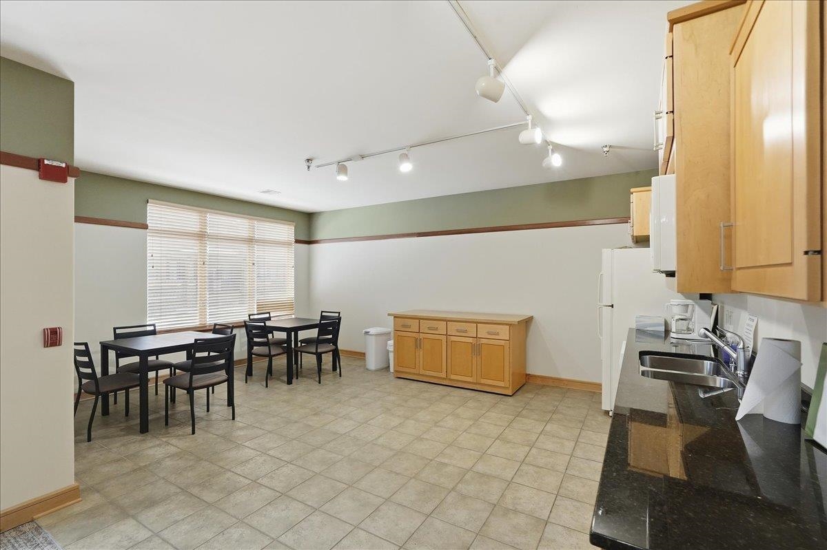 6767 Frank Lloyd Wright Avenue 305