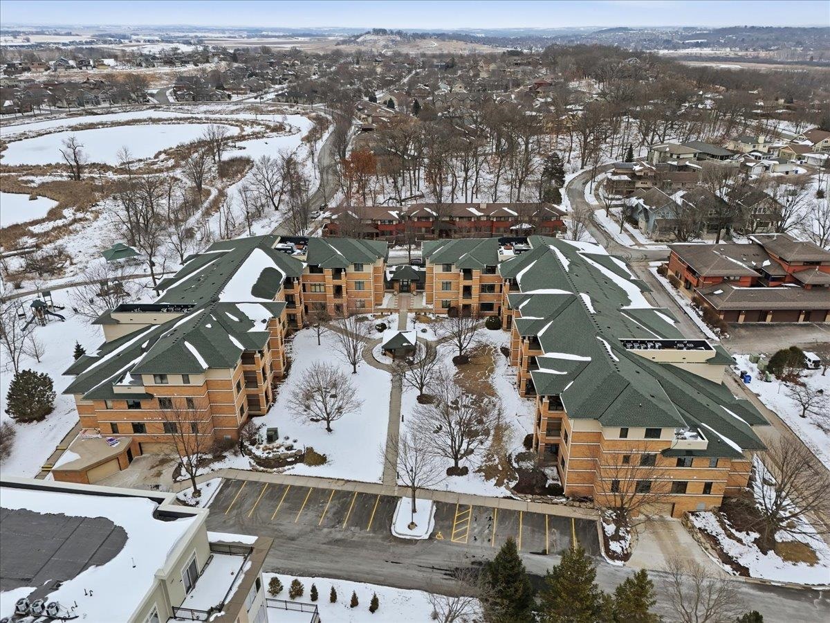 6767 Frank Lloyd Wright Avenue 305