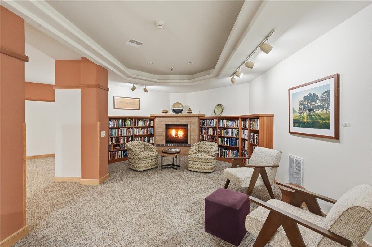 6767 Frank Lloyd Wright Avenue 305