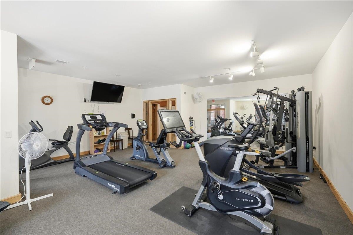 6767 Frank Lloyd Wright Avenue 305