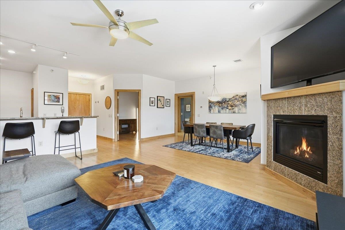 6767 Frank Lloyd Wright Avenue 305