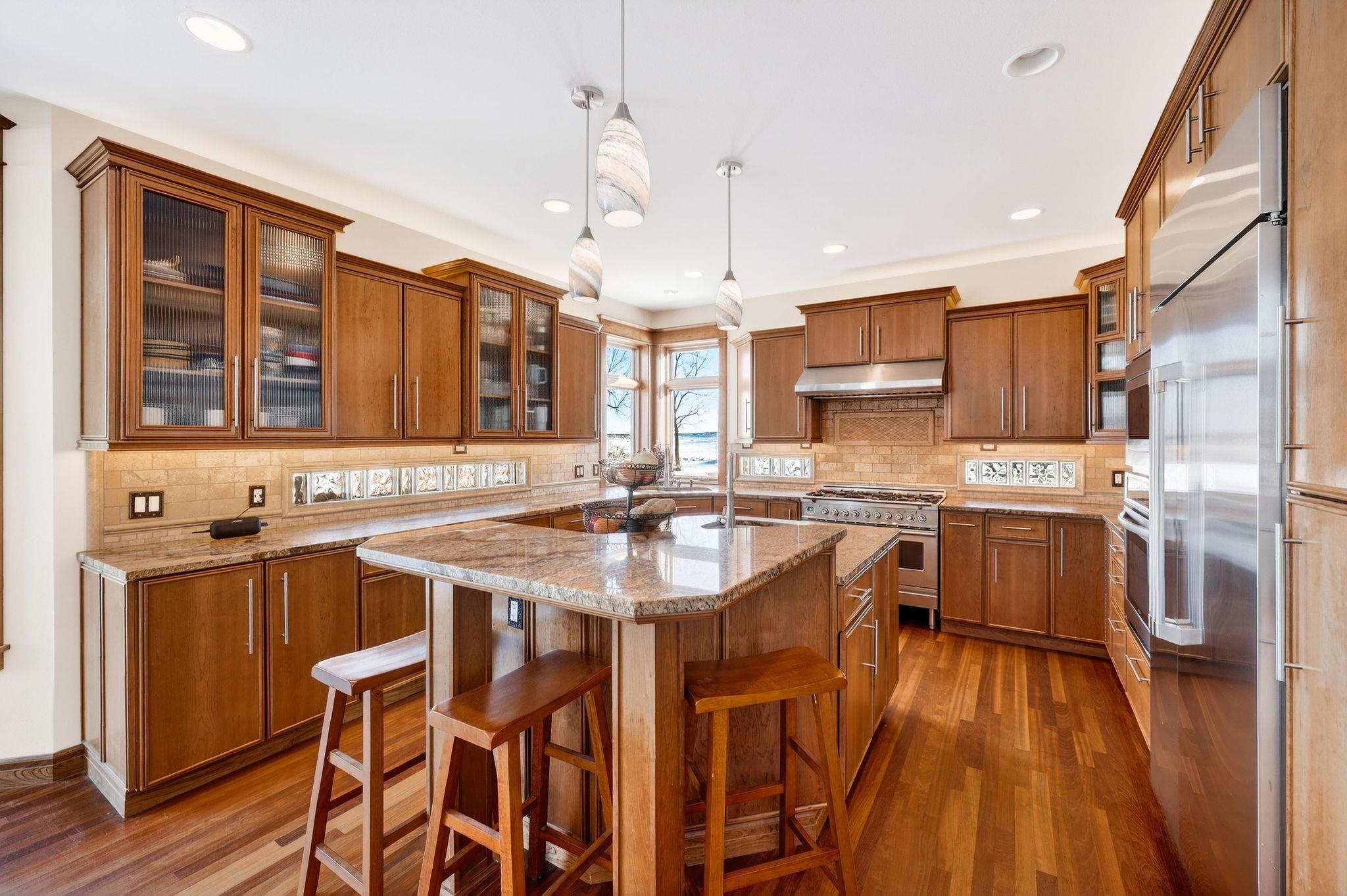 6454 Shady Bend Road