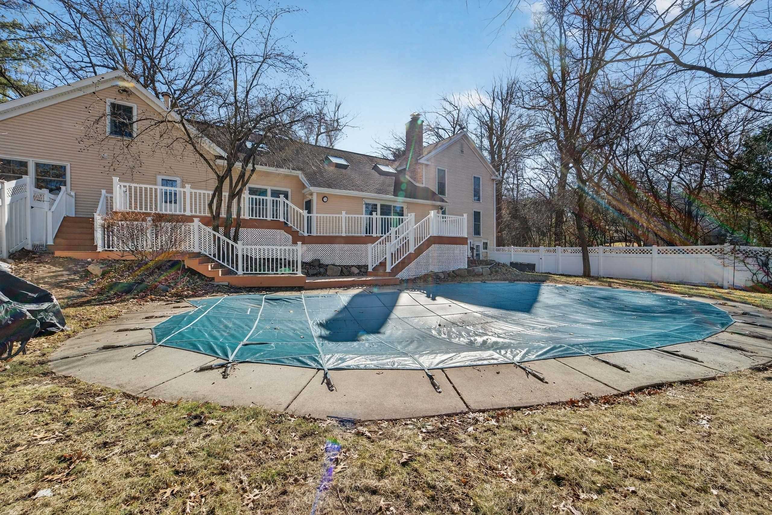7752 Ox Trail Way
