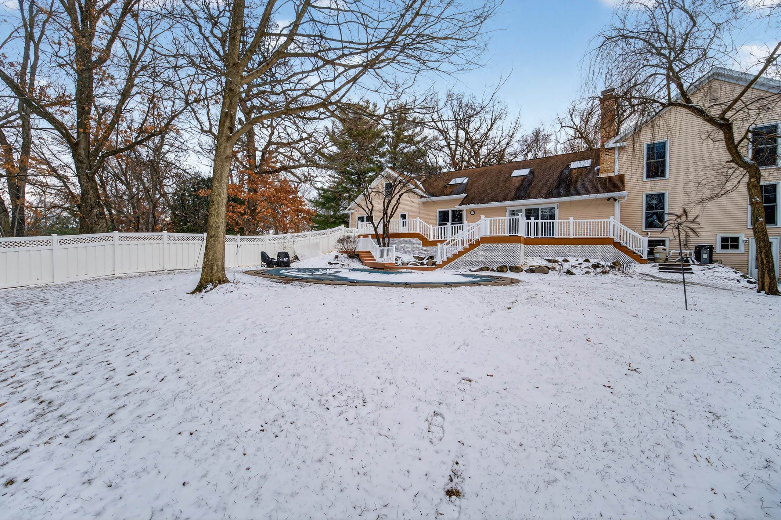 7752 Ox Trail Way