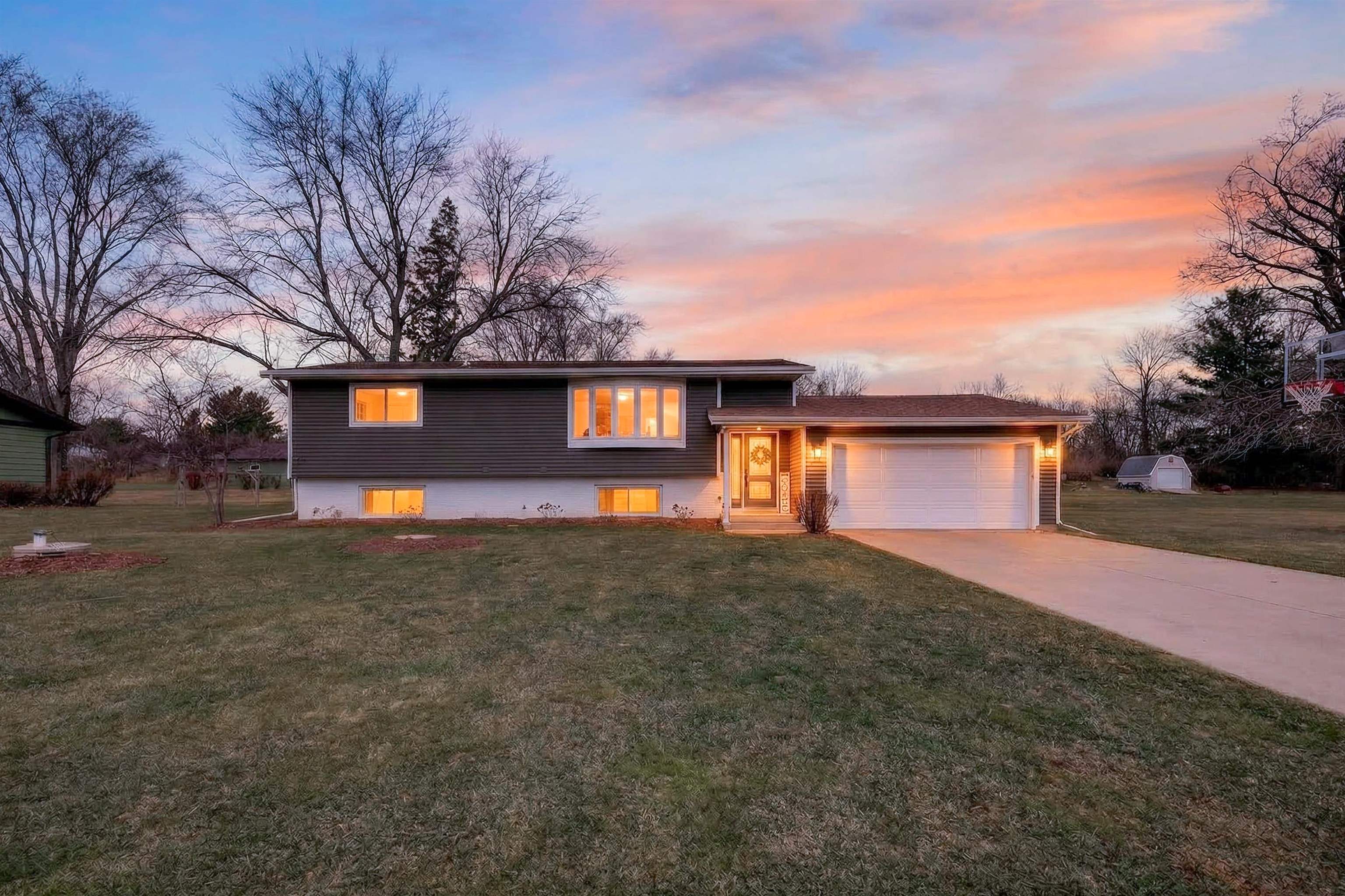 7734 W Old Sauk Road