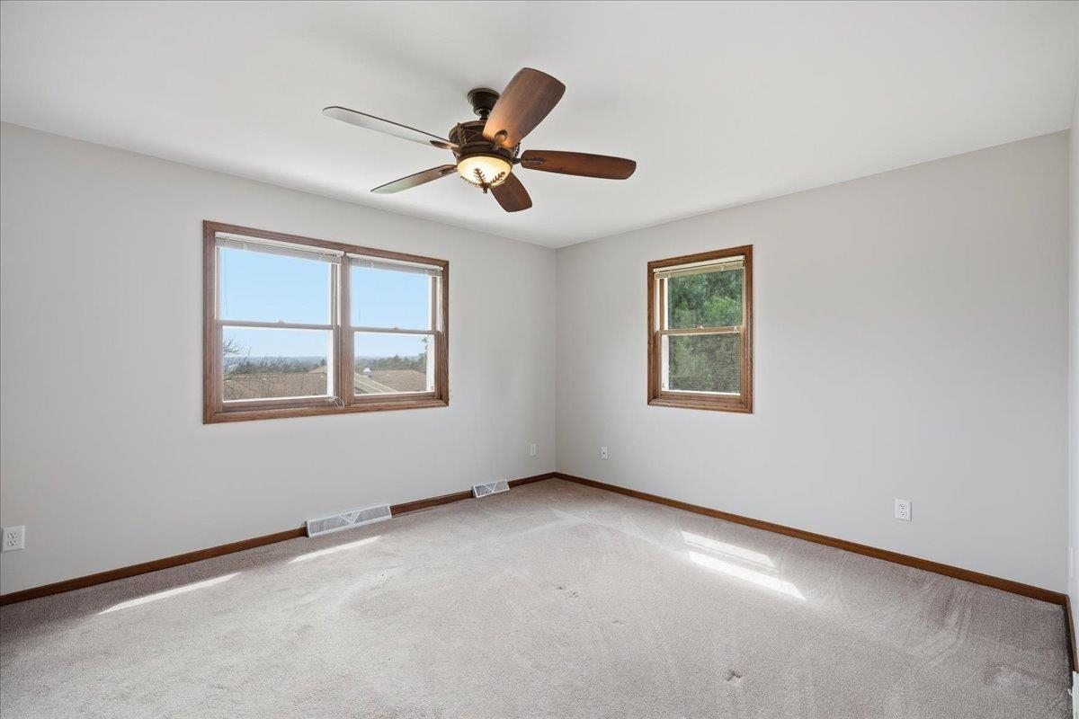 3702 Nathan Hale Court