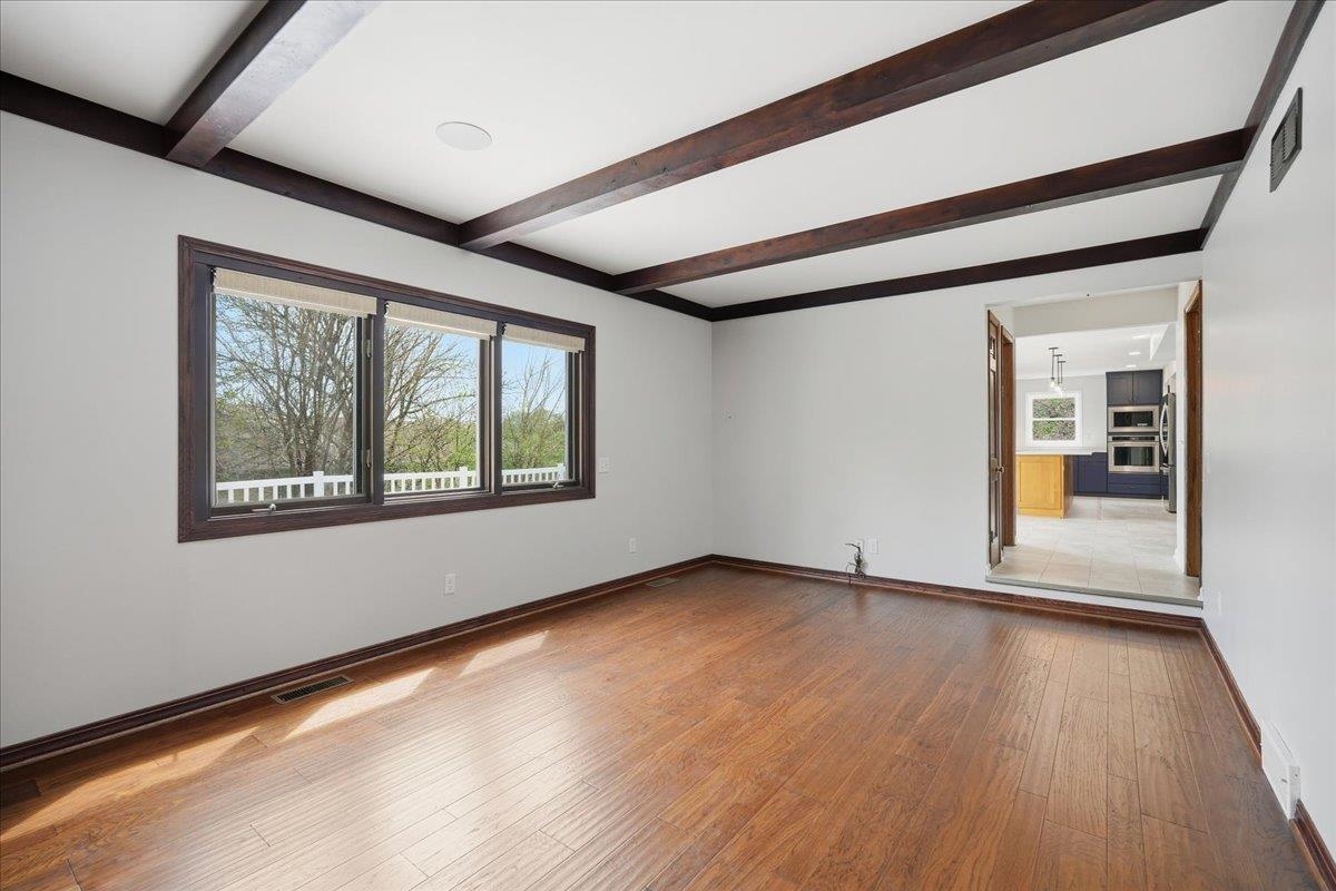 3702 Nathan Hale Court
