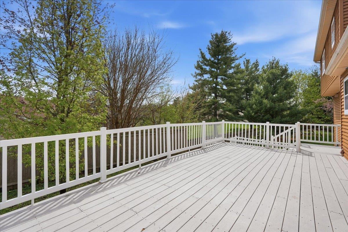 3702 Nathan Hale Court