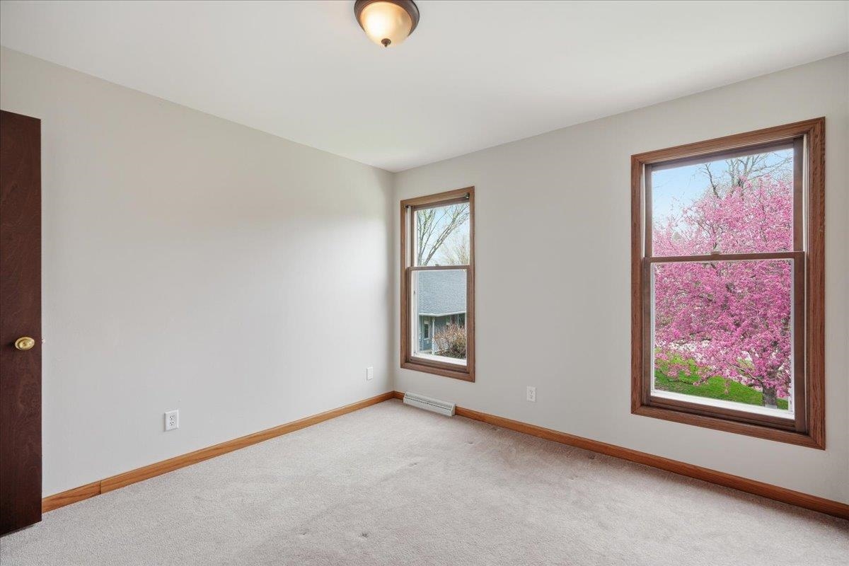 3702 Nathan Hale Court