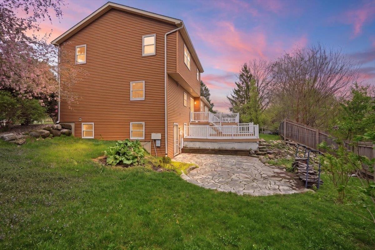 3702 Nathan Hale Court