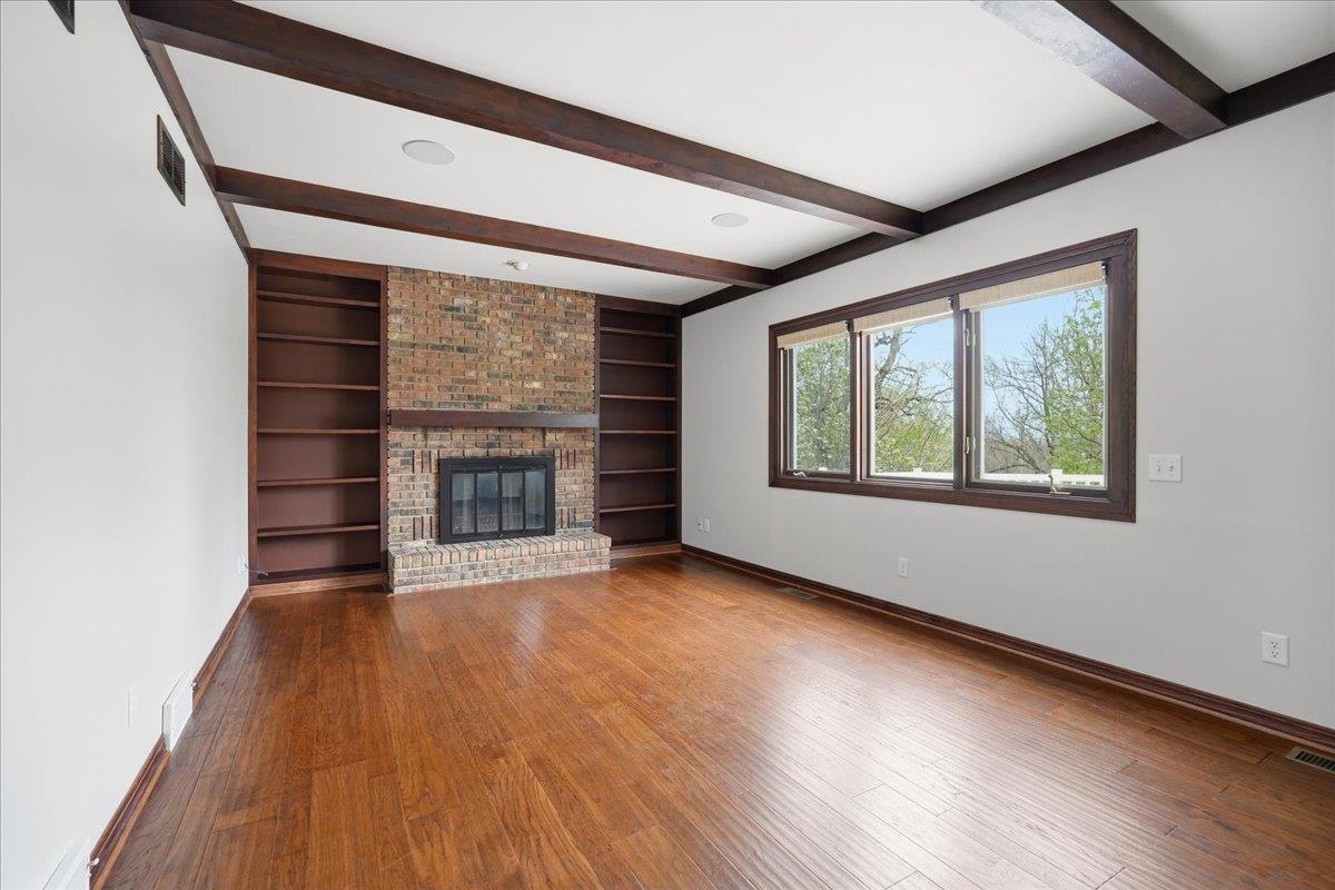 3702 Nathan Hale Court