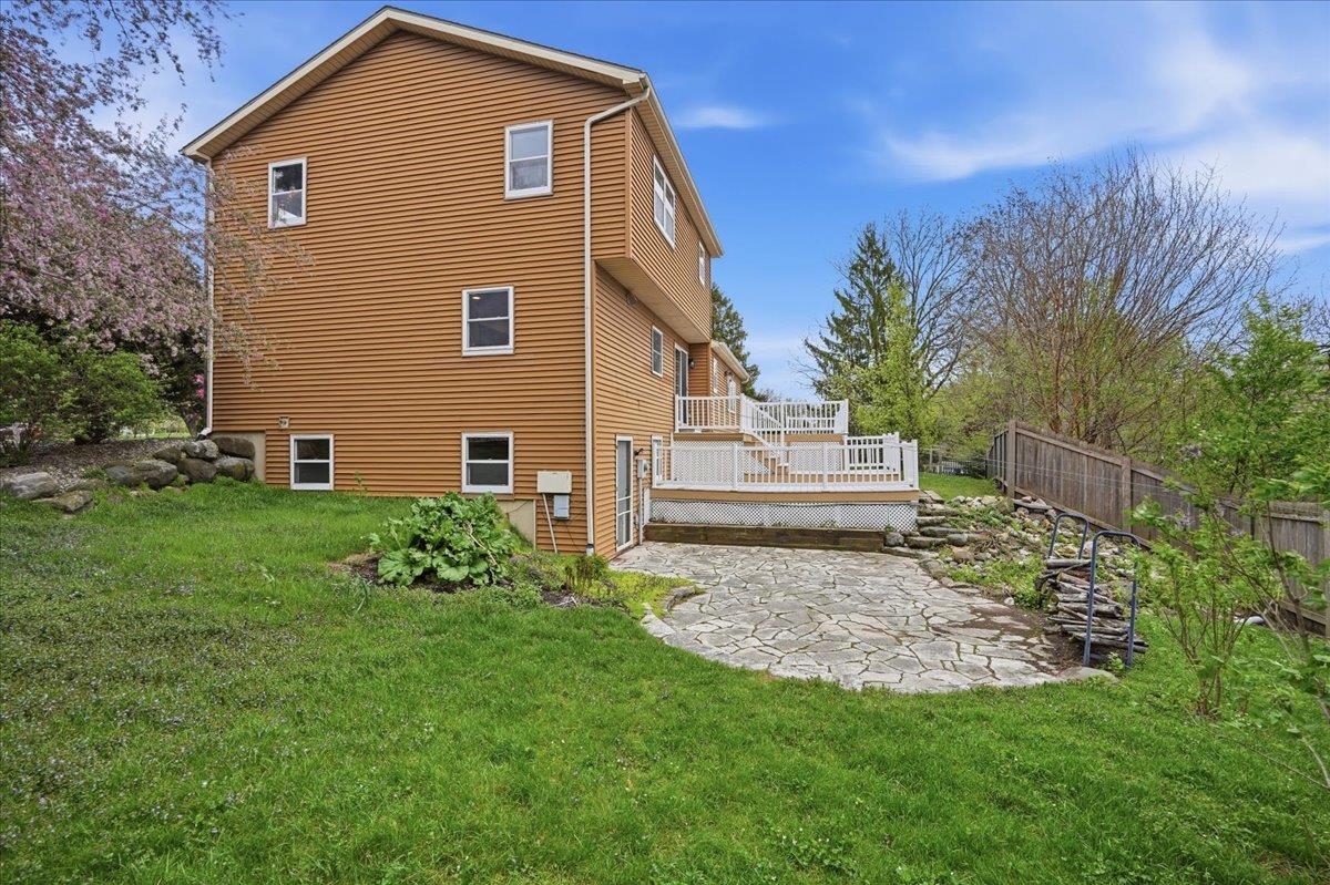 3702 Nathan Hale Court