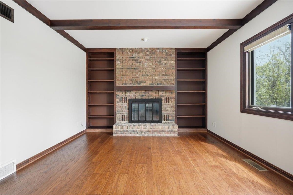 3702 Nathan Hale Court